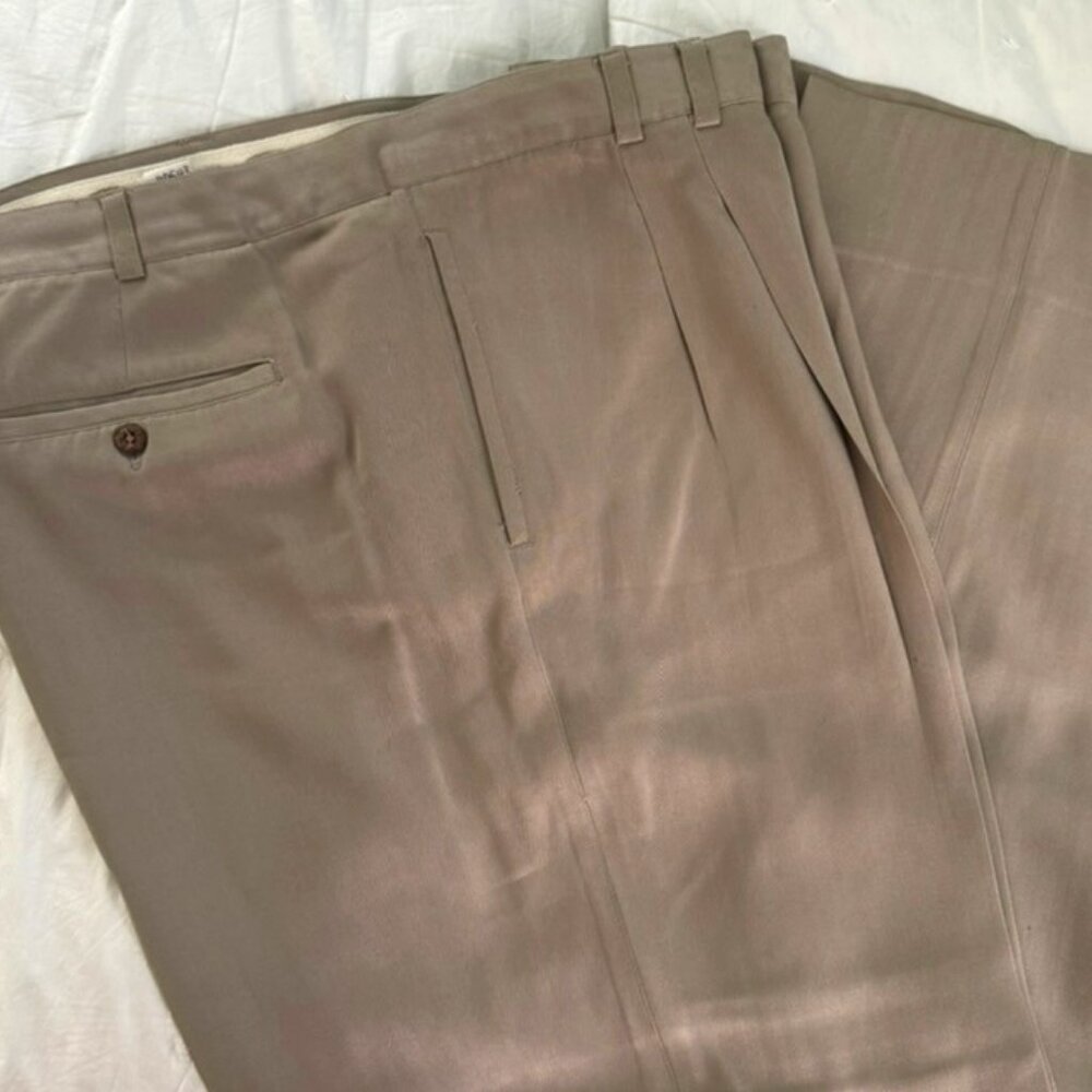 Baracuta Men's Beige Pleated Front Casual 100% Silk Pants Size 44 x 33